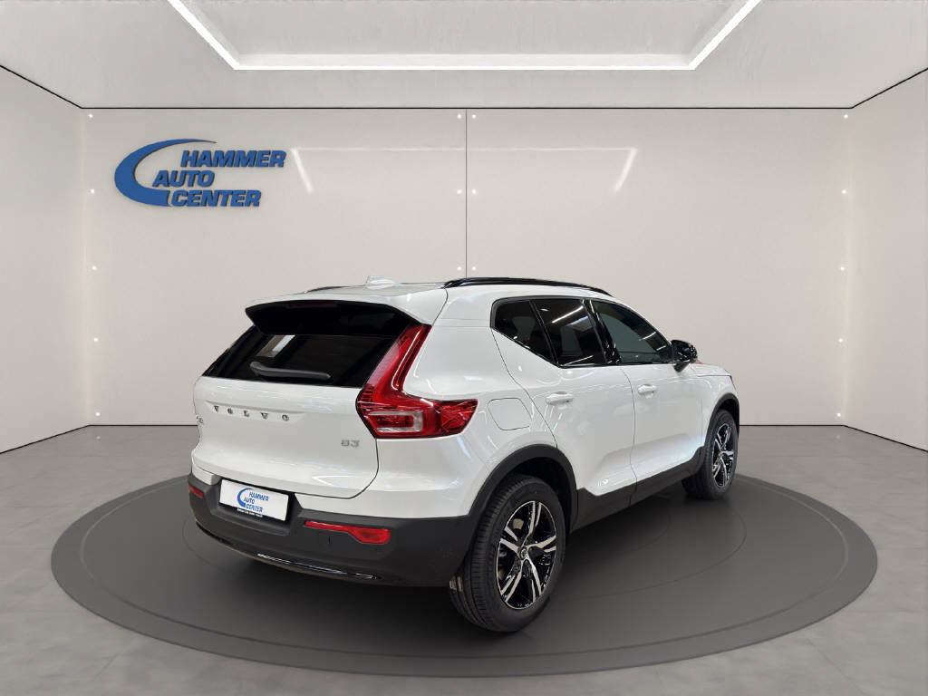 VOLVO XC40 2.0 B3 MH Plus Dark, Hybride Léger Essence/Électricité, Voiture de démonstration, Automatique - 7