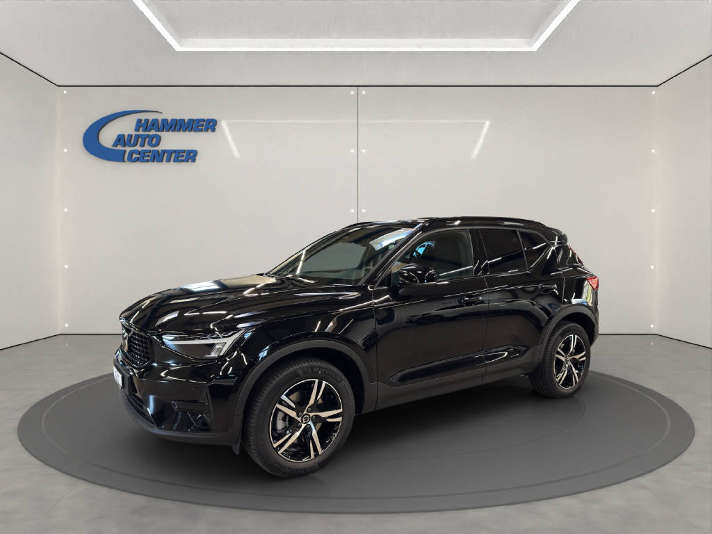 VOLVO XC40 2.0 B3 MH Plus Dark