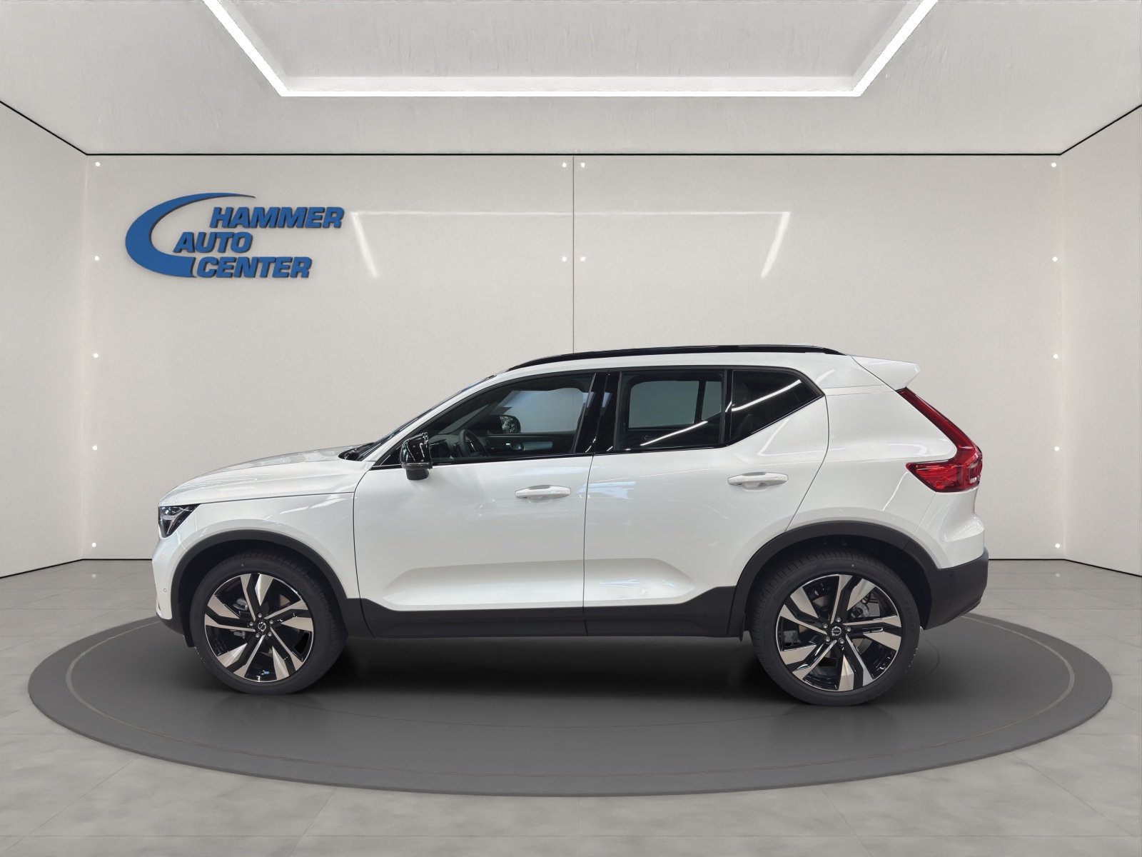 VOLVO XC40 2.0 B4 MH Ultra Dark, Hybride Léger Essence/Électricité, Voiture de démonstration, Automatique - 2