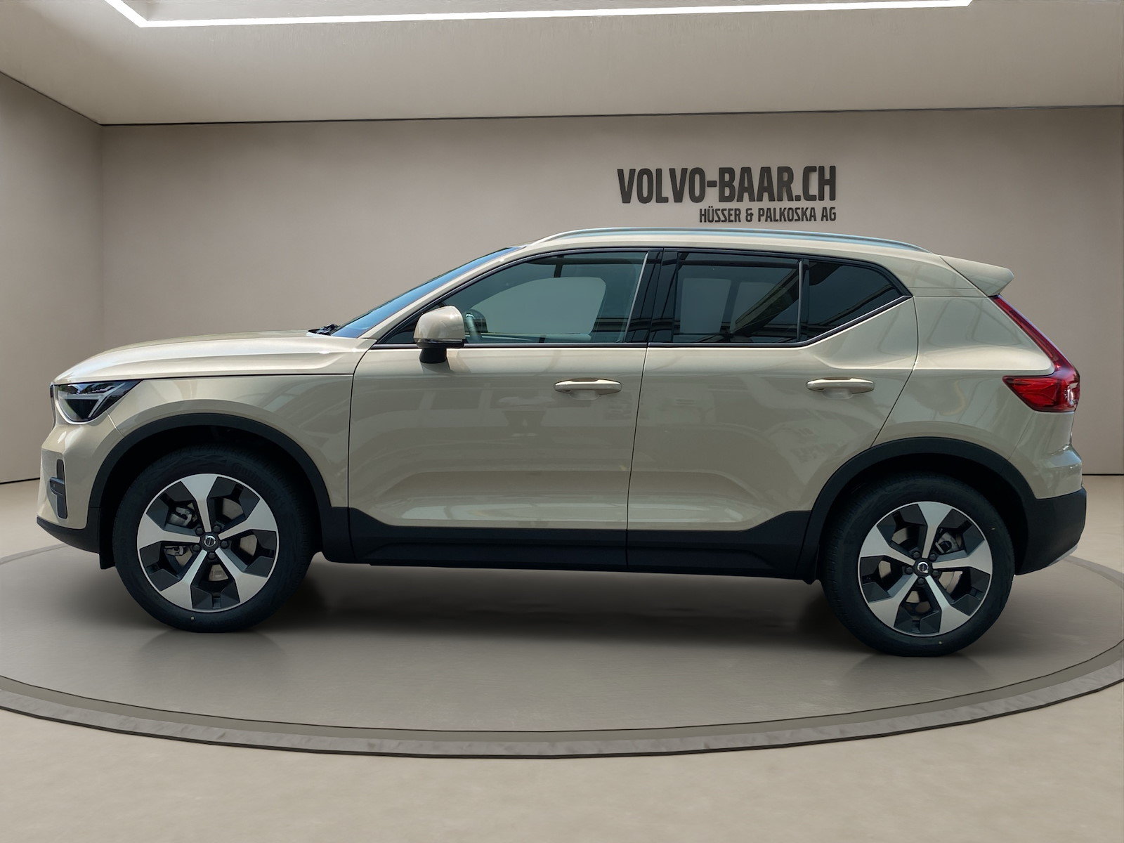 VOLVO XC40 2.0 B3 MH XCITE, Mild-Hybrid Benzin/Elektro, Vorführwagen, Automatik - 2