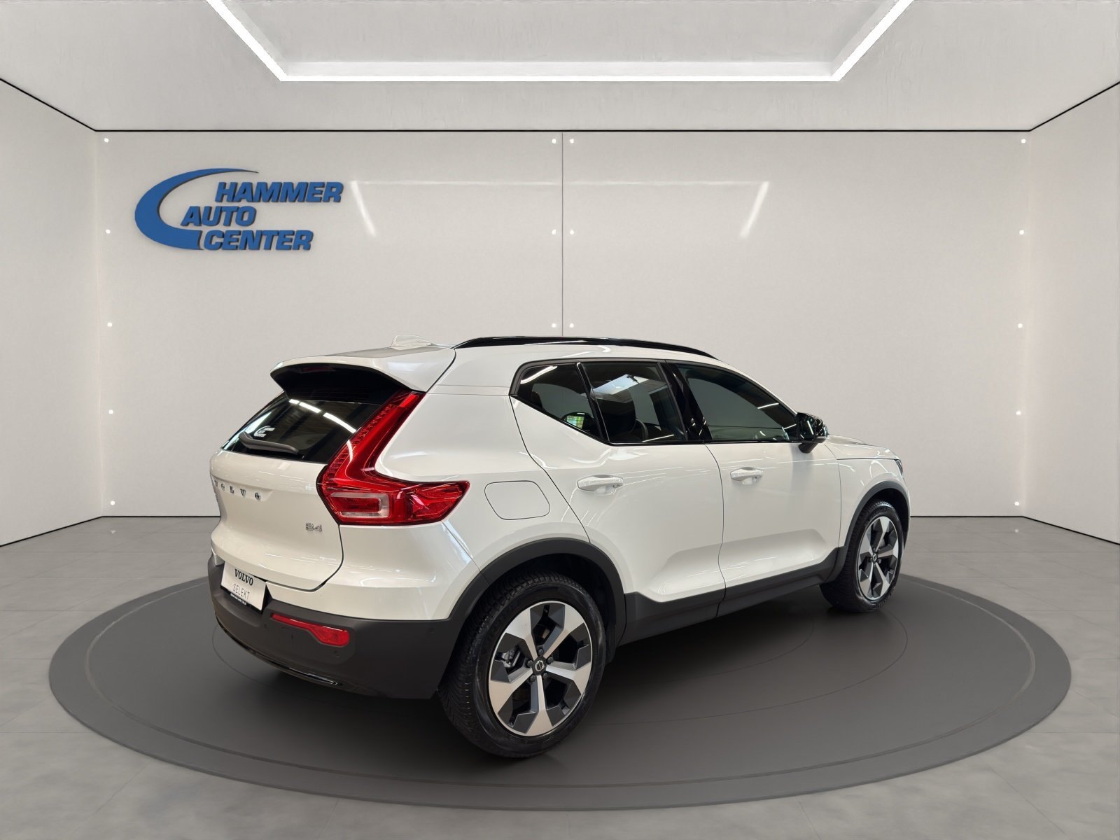VOLVO XC40 2.0 B4 MH Ultimate Dark, Mild-Hybrid Benzin/Elektro, Vorführwagen, Automatik - 4