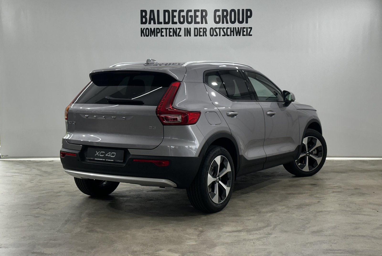 VOLVO XC40 2.0 B3 MH Core, Hybride Intégral Essence/Électricité, Voiture de démonstration, Automatique - 3