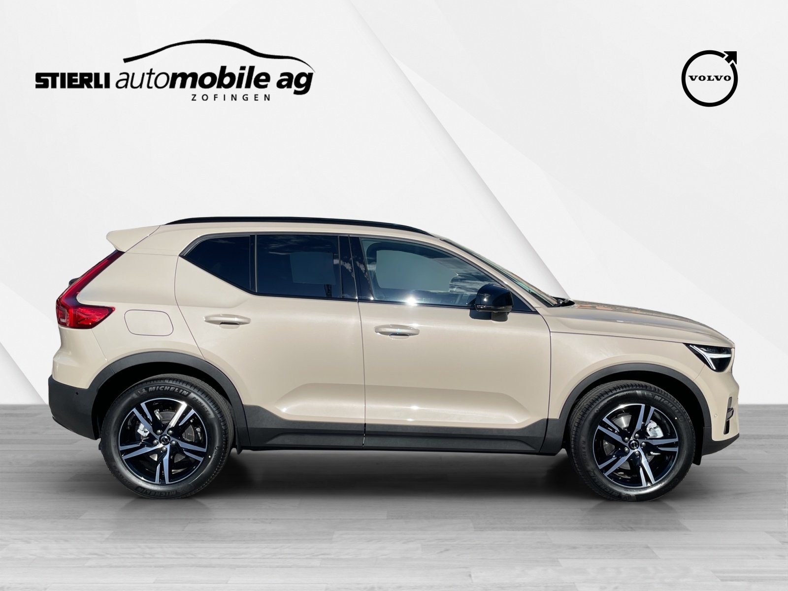 VOLVO XC40 2.0 B4 MH Plus Dark, Hybride Léger Essence/Électricité, Voiture de démonstration, Automatique - 4