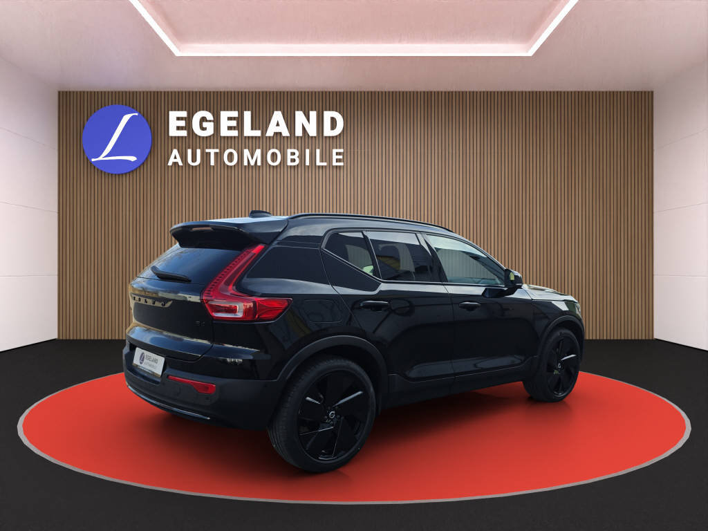 VOLVO XC40 2.0 B4 MH Ultra Black Edition, Mild-Hybrid Benzin/Elektro, Vorführwagen, Automatik - 4