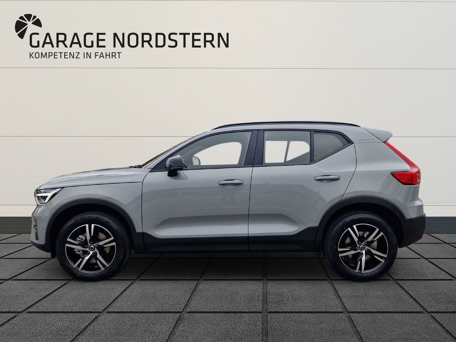 VOLVO XC40 2.0 B4 MH Plus Dark, Mild-Hybrid Benzin/Elektro, Vorführwagen, Automatik - 3