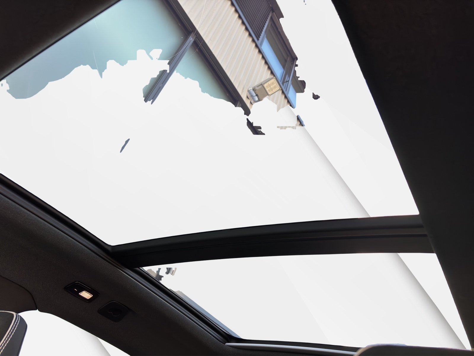VOLVO XC40 2.0 B4 FWD MH Benzin Ultimate Dark, Mild-Hybrid Benzin/Elektro, Vorführwagen, Automatik - 6