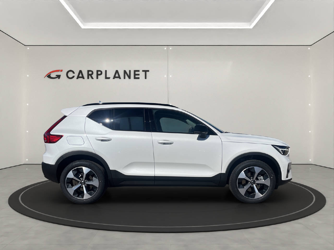 VOLVO XC40 2.0 B4 MH Ultra Dark, Mild-Hybrid Benzin/Elektro, Vorführwagen, Automatik - 2