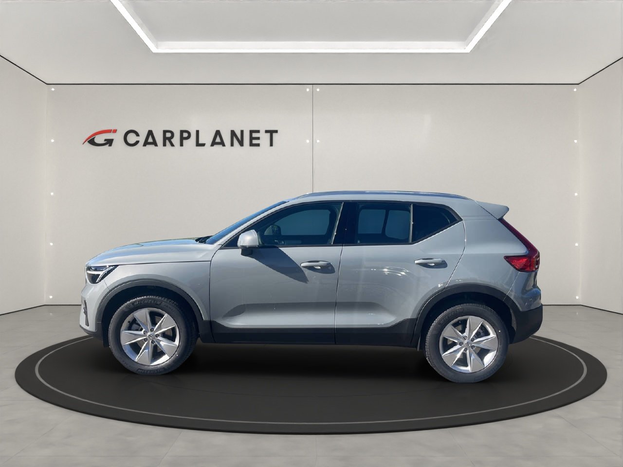 VOLVO XC40 2.0 B3 MH Core, Mild-Hybrid Benzin/Elektro, Vorführwagen, Automatik - 2