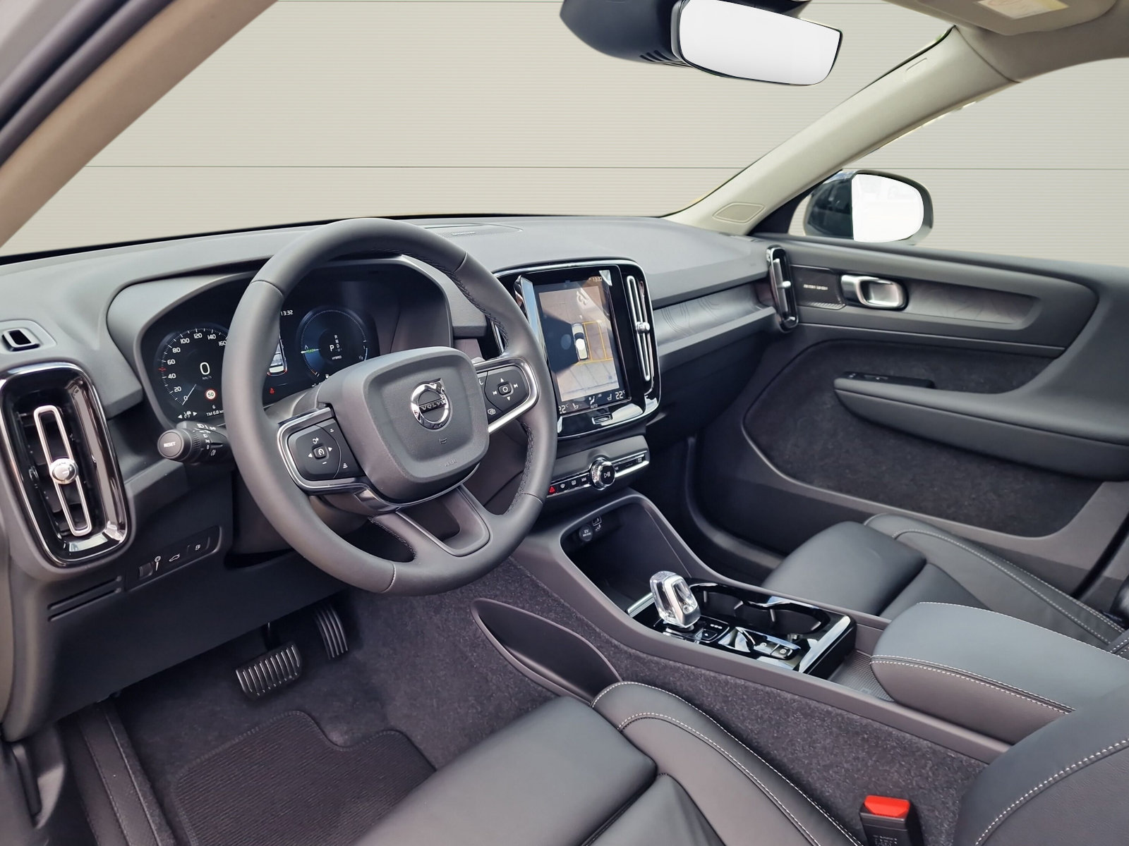 VOLVO XC40 1.5 T5 PiH Ultimate Dark, Plug-in-Hybrid Benzina/Elettrica, Auto dimostrativa, Automatico - 7