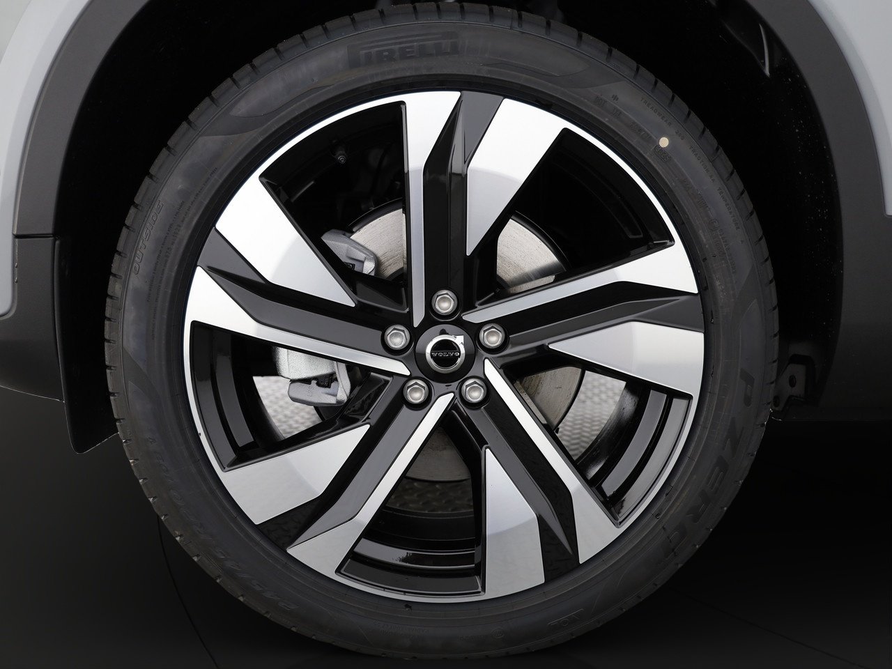 VOLVO XC40 2.0 B3 MH Plus Dark, Hybride Léger Essence/Électricité, Voiture de démonstration, Automatique - 4