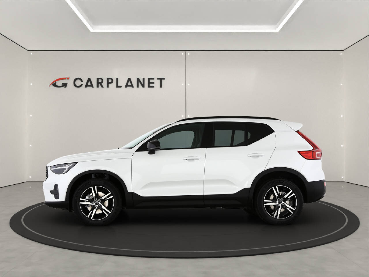 VOLVO XC40 2.0 B3 MH Plus Dark, Benzina, Auto dimostrativa, Automatico - 2