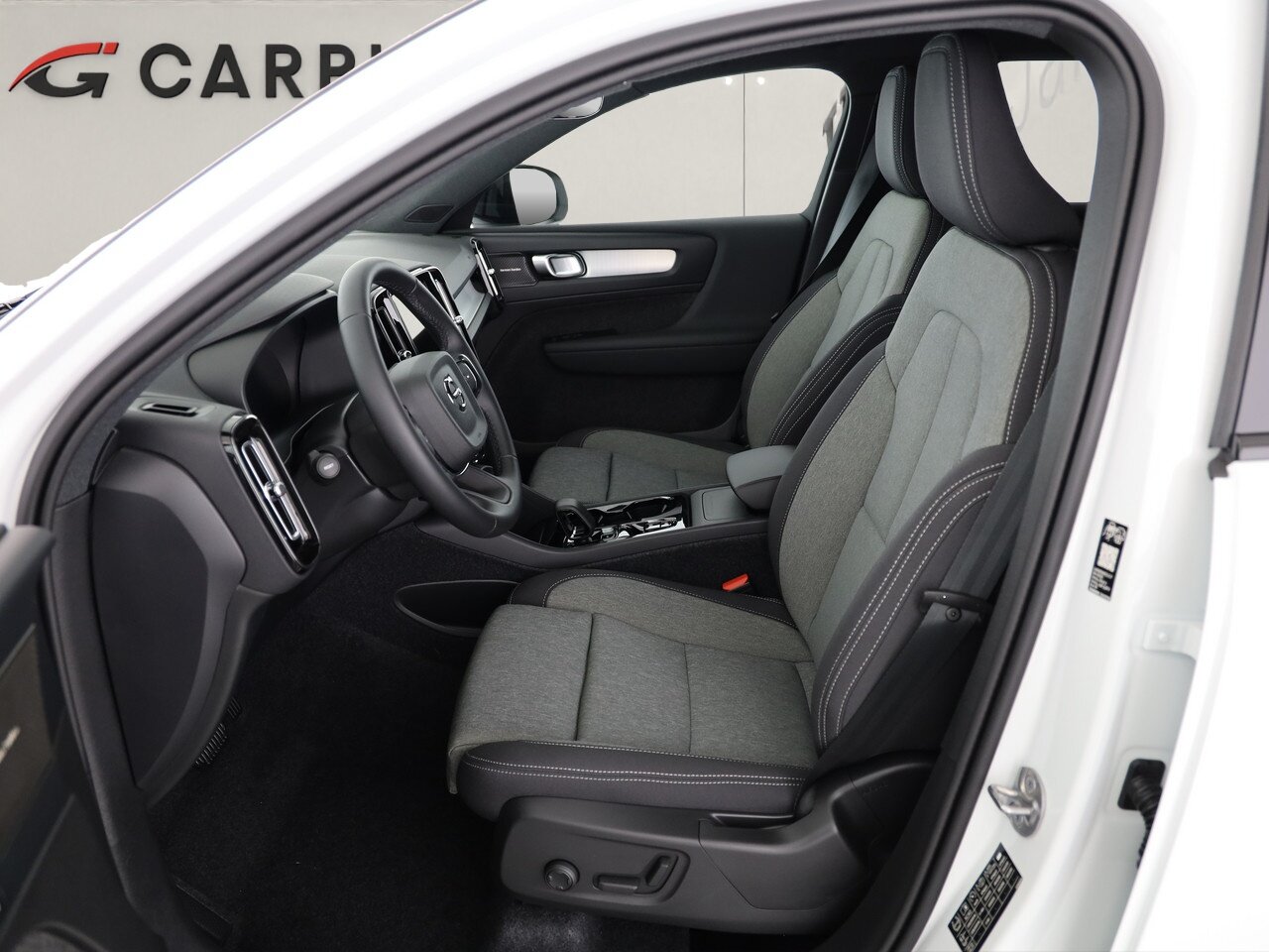 VOLVO XC40 2.0 B3 MH Plus Dark, Benzina, Auto dimostrativa, Automatico - 7