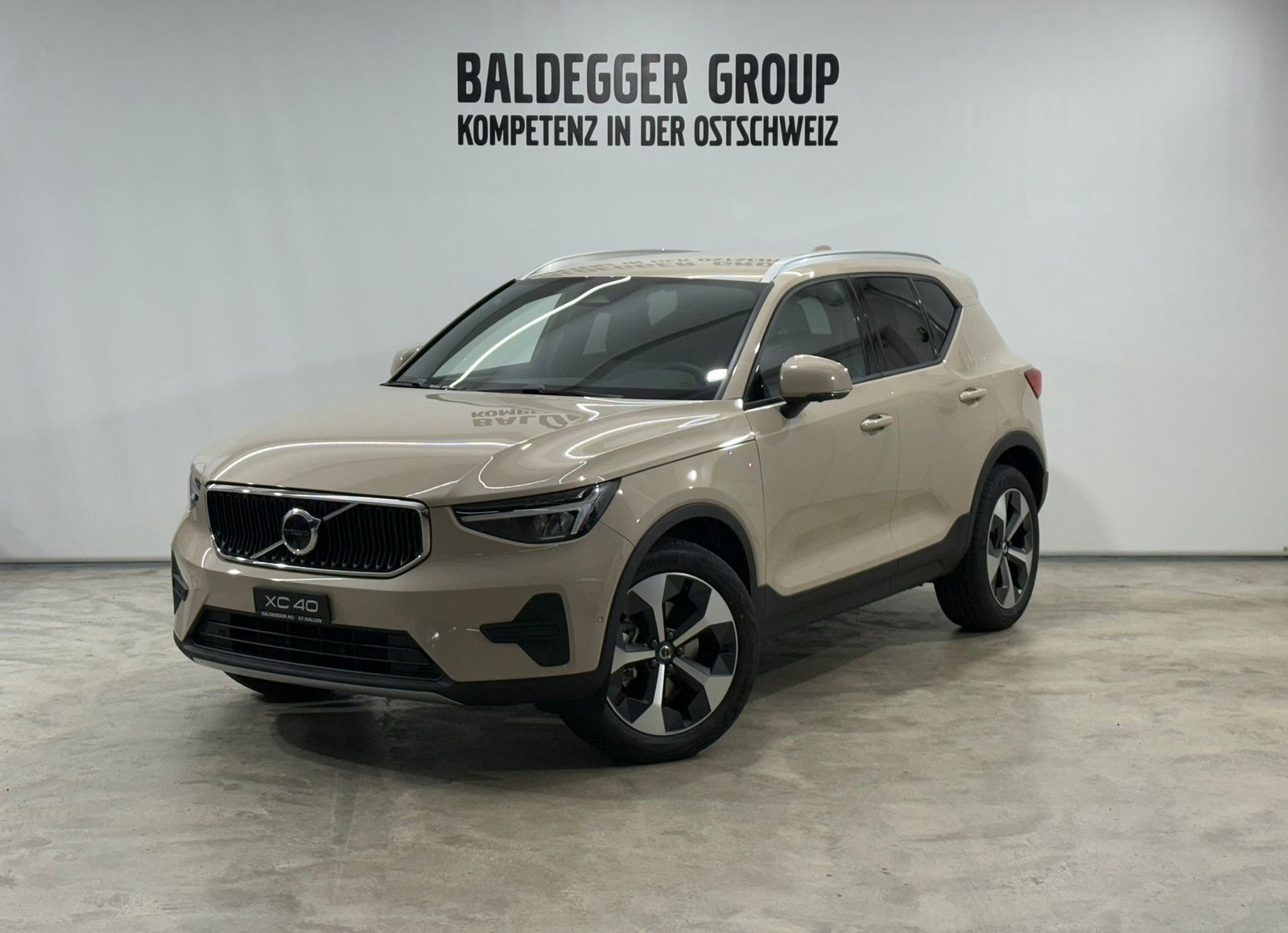 VOLVO XC40 2.0 B3 MH Core