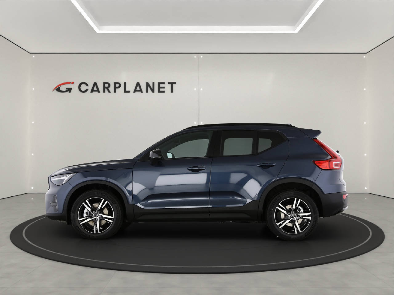 VOLVO XC40 2.0 B3 MH Plus Dark, Mild-Hybrid Benzin/Elektro, Neuwagen, Automat - 2