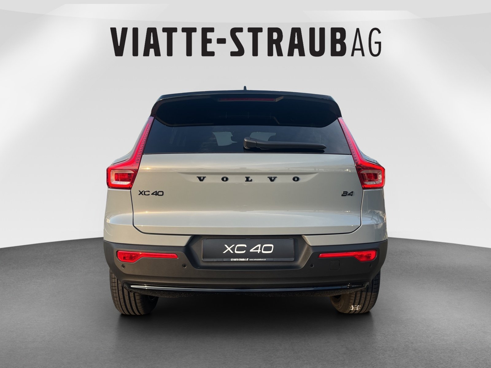 VOLVO XC40 2.0 B4 MH Black Edition, Mild-Hybrid Benzin/Elektro, Neuwagen, Automat - 4