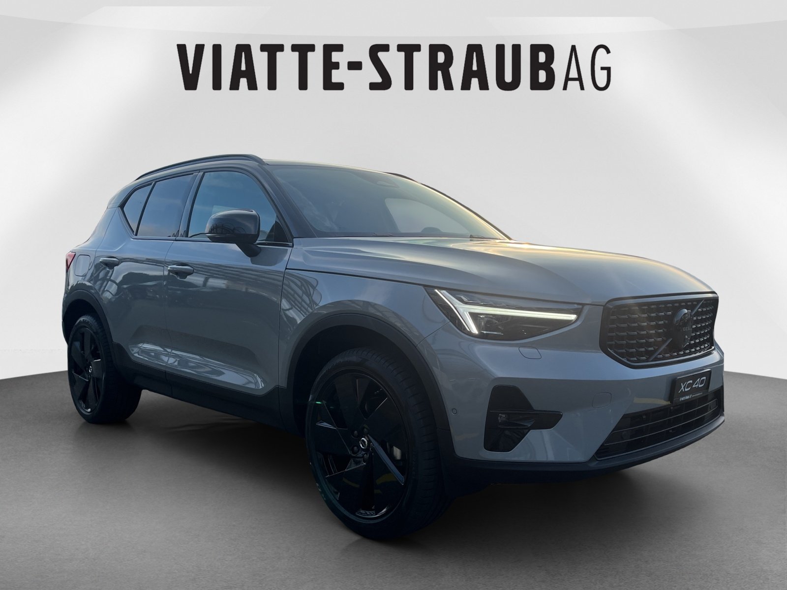 VOLVO XC40 2.0 B4 MH Black Edition, Mild-Hybrid Benzin/Elektro, Neuwagen, Automat - 7