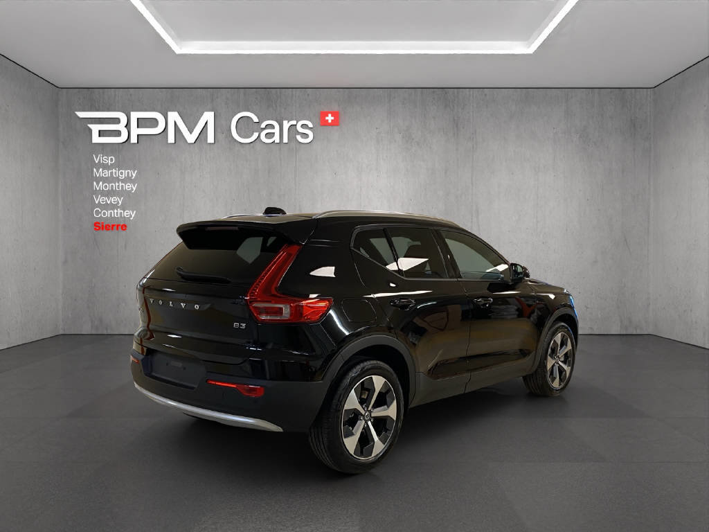 VOLVO XC40 2.0 B3 MH Core, Mild-Hybrid Petrol/Electric, New car, Automatic - 5