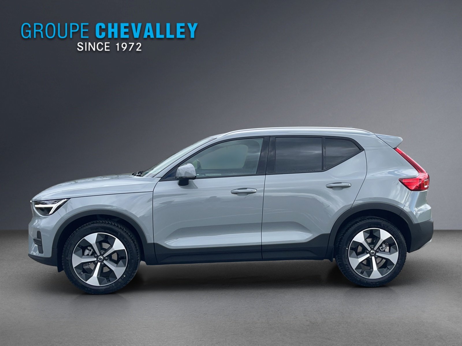 VOLVO XC40 B3 Benzin Mild Hybrid Xcite DCT, Hybride Leggero Benzina/Elettrica, Auto nuove, Automatico - 3