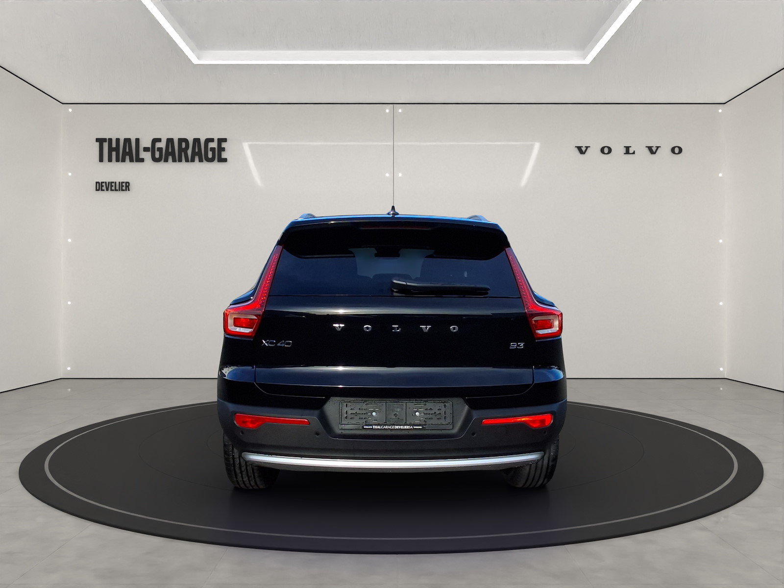 VOLVO XC40 2.0 B3 MH XCITE, Mild-Hybrid Benzin/Elektro, Neuwagen, Automat - 4