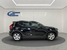 VOLVO XC40 2.0 B3 MH Core, Mild-Hybrid Petrol/Electric, Second hand / Used, Automatic - 6