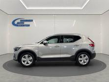 VOLVO XC40 2.0 B3 MH Core, Mild-Hybrid Petrol/Electric, Second hand / Used, Automatic - 2
