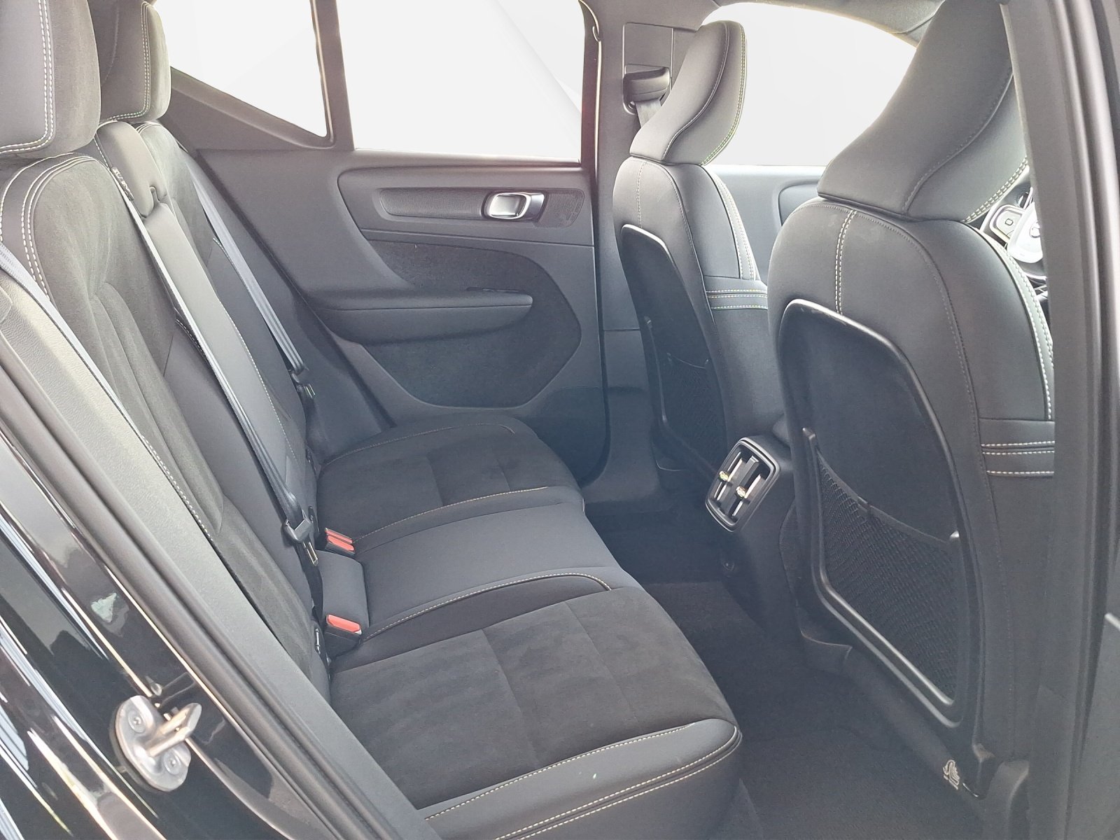 VOLVO XC40 E80 Twin Plus AWD, Électrique, Occasion / Utilisé, Automatique - 7