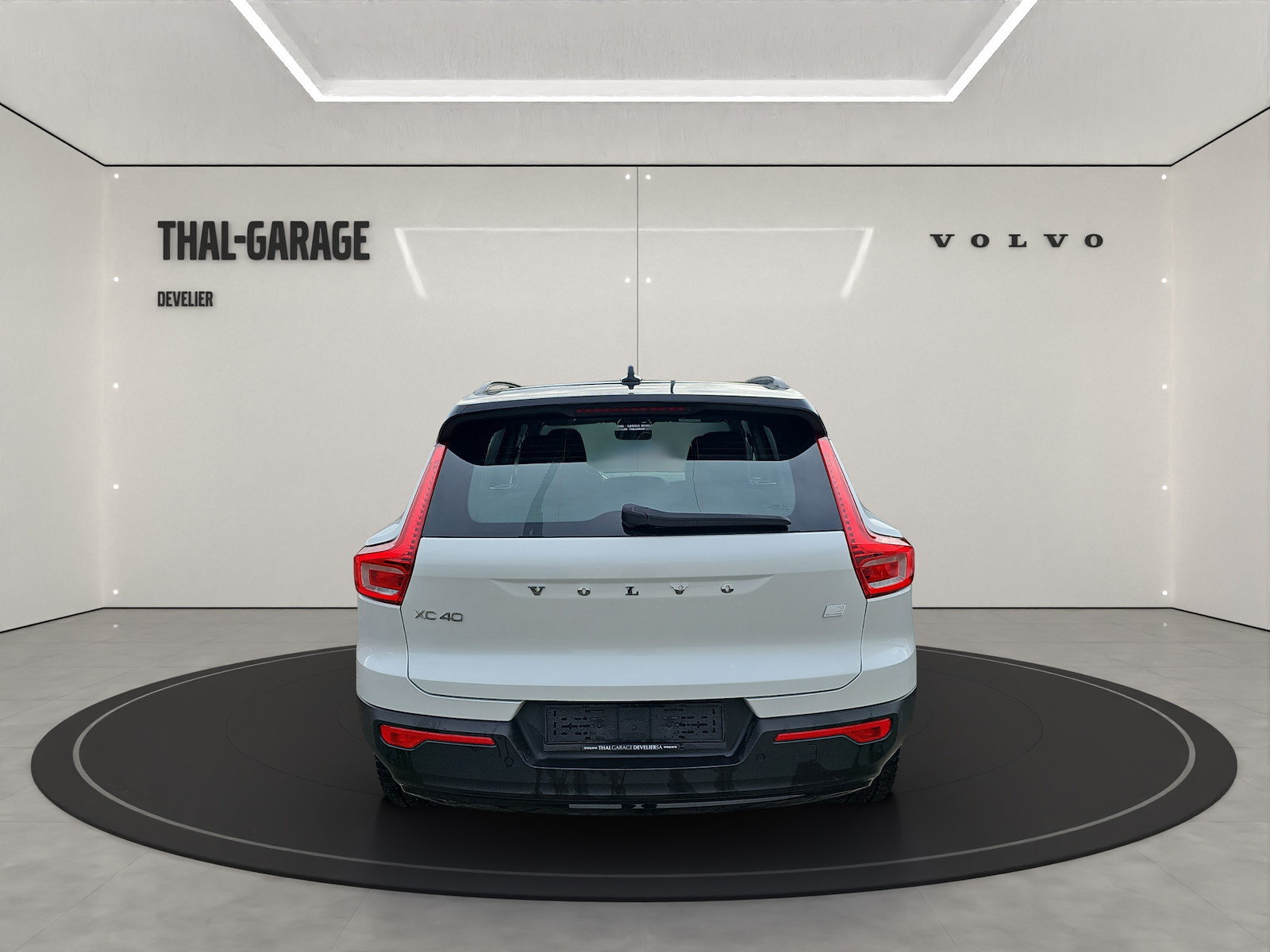 VOLVO XC40 P8 Twin R-Design AWD, Elettrica, Occasioni / Usate, Automatico - 4