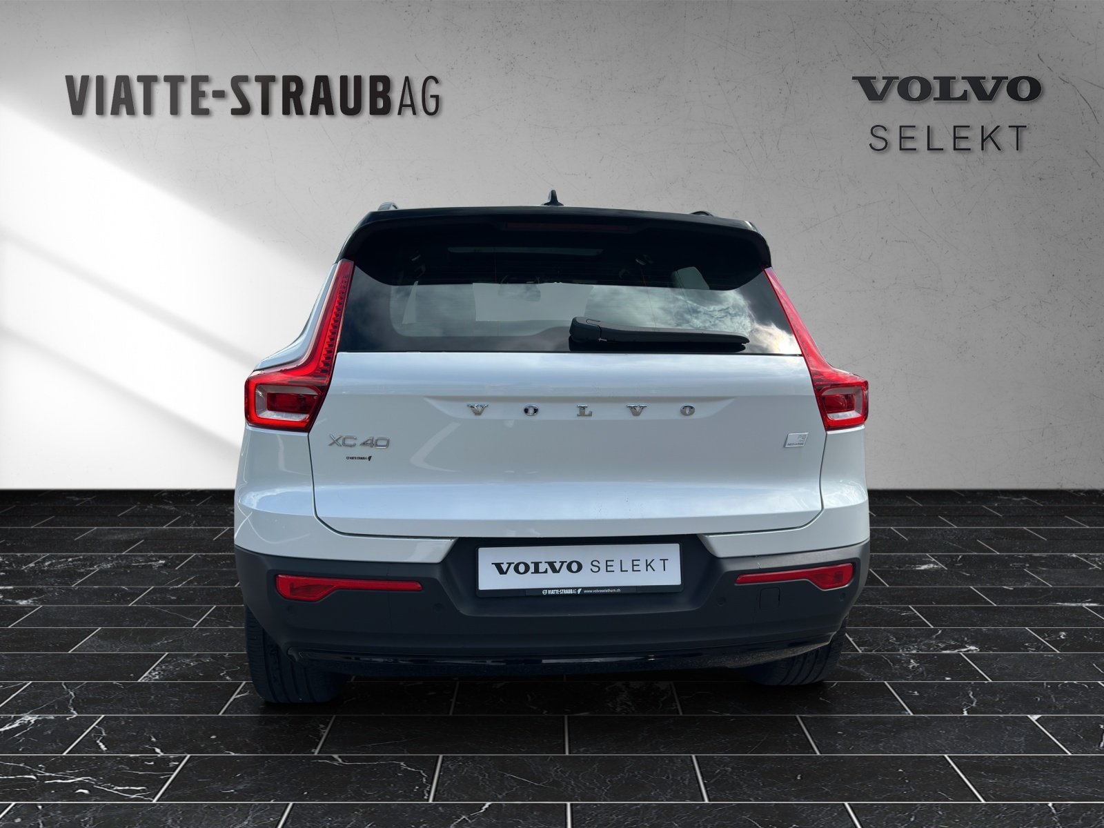 VOLVO XC40 P8 R-Design AWD, Elektro, Occasion / Gebraucht, Automat - 7