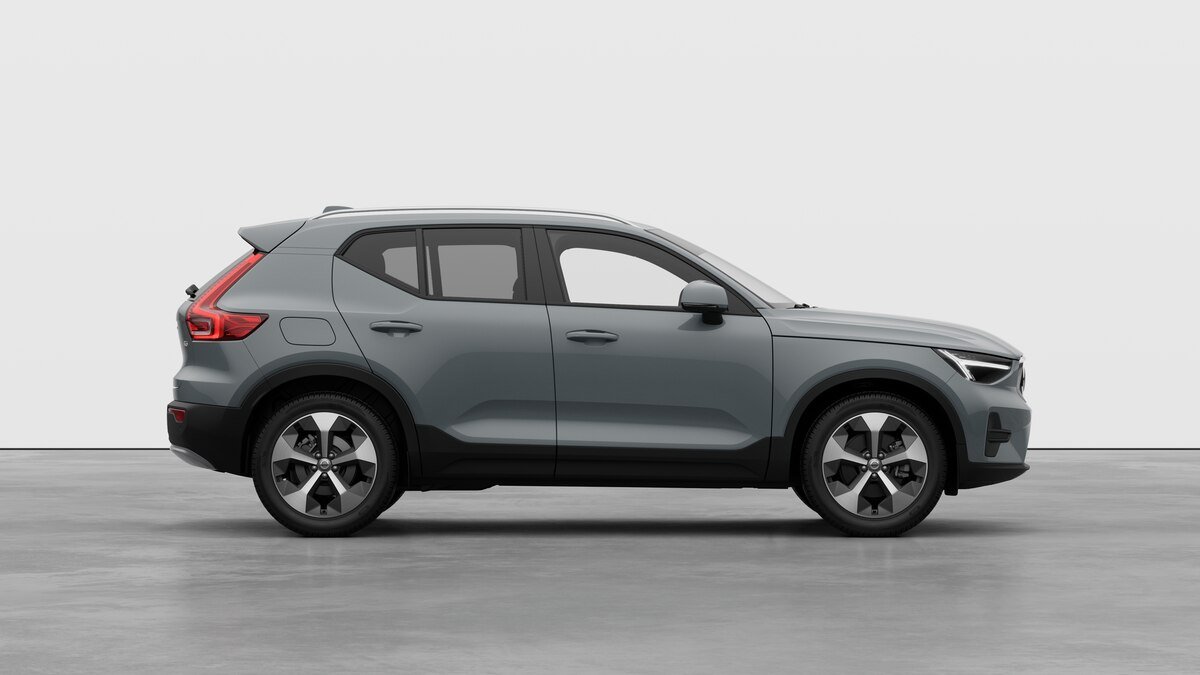 VOLVO XC40 2.0 B3 MH Core XCITE, Mild-Hybrid Benzin/Elektro, Occasion / Gebraucht, Automat - 4
