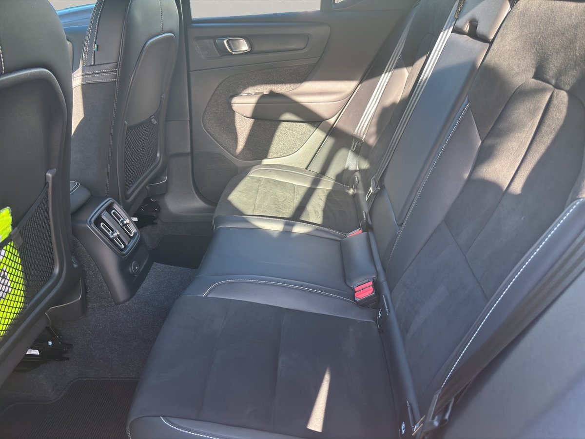 VOLVO XC40 1.5 T4 PiH R-Design, Hybride Rechargeable Essence/Électricité, Occasion / Utilisé, Automatique - 5