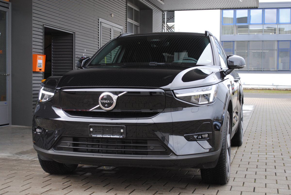 VOLVO XC40 Recharge P8 Twin AWD Pure Electric Ultimate, Elektro, Occasion / Gebraucht, Automat - 3