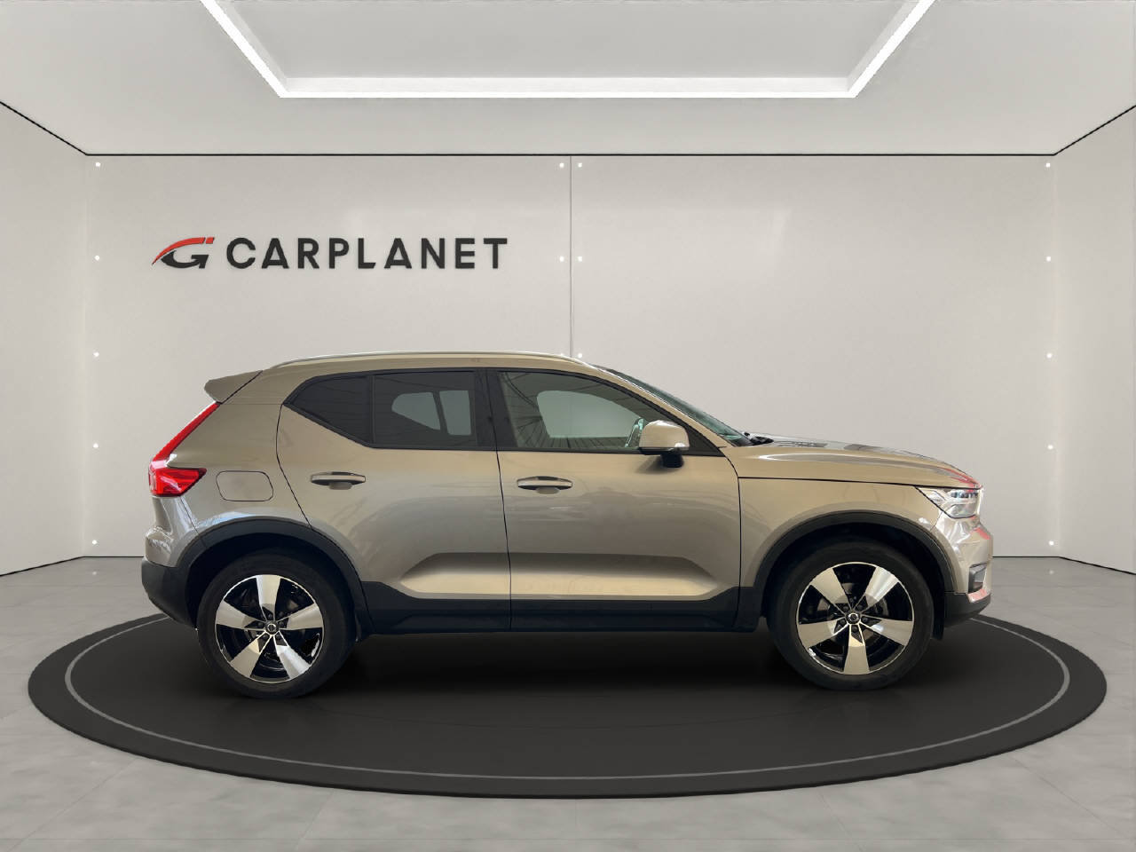 VOLVO XC40 1.5 T2 Momentum, Petrol, Second hand / Used, Automatic - 7