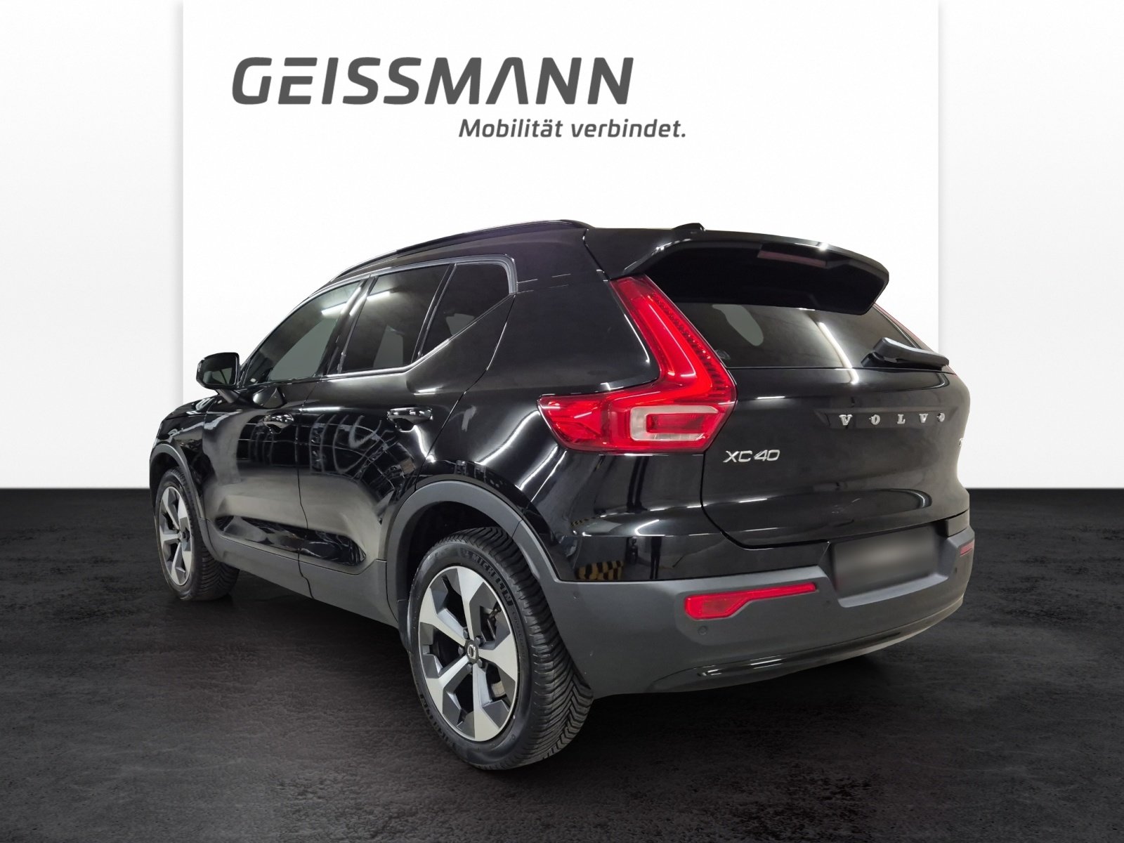 VOLVO XC40 2.0 B4 MH Plus Dark, Hybride Léger Essence/Électricité, Occasion / Utilisé, Automatique - 5