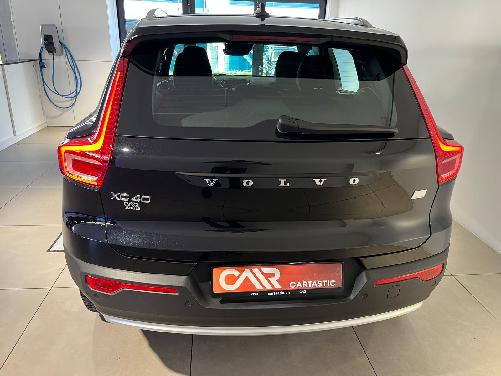 VOLVO XC40 T5 PHEV Ultimate Bright, Plug-in-Hybrid Petrol/Electric, Second hand / Used, Automatic - 4