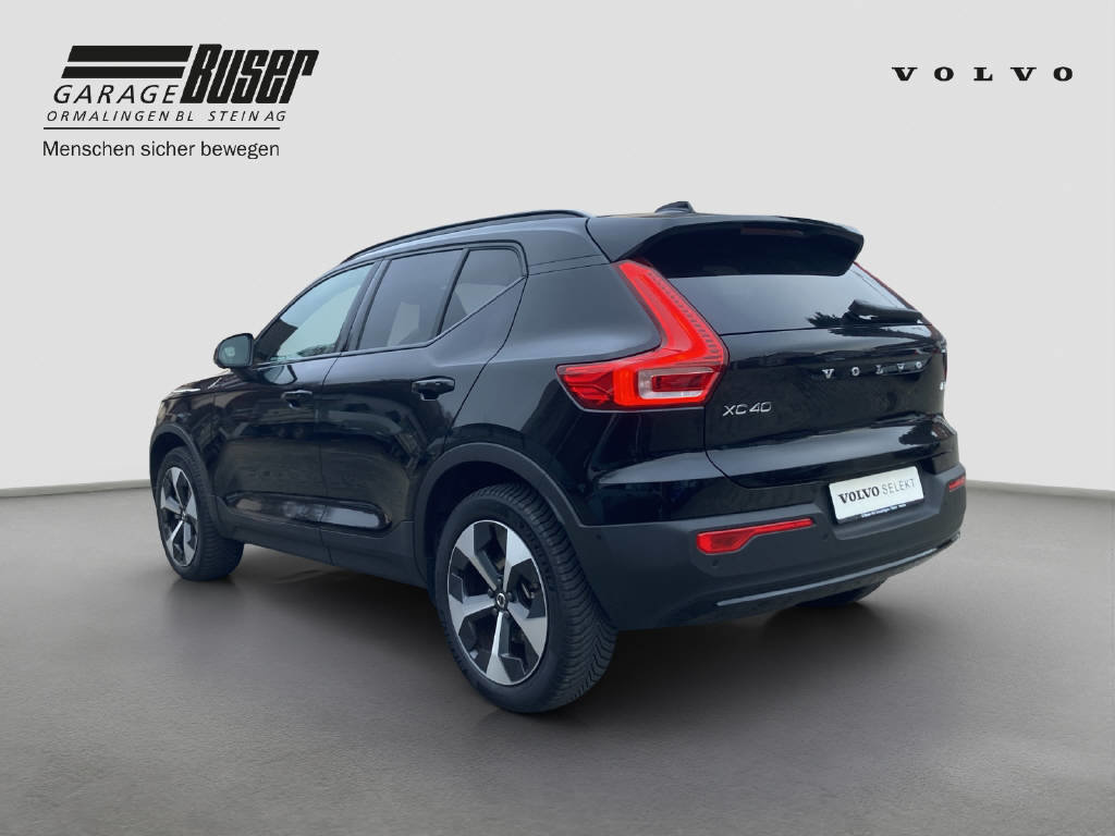 VOLVO XC40 2.0 B3 MH Plus Dark, Mild-Hybrid Petrol/Electric, Second hand / Used, Automatic - 3