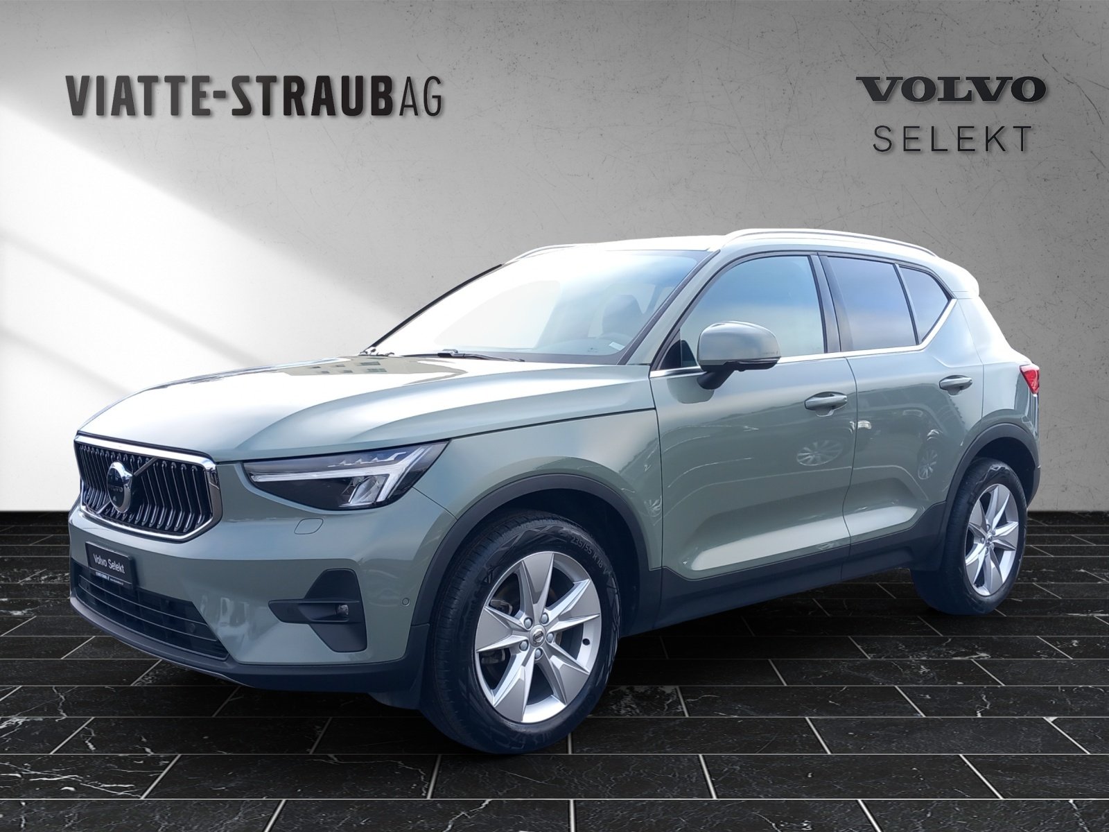 VOLVO XC40 140A1843 2.0 B3 MH Plus Bright, Hybride Léger Essence/Électricité, Occasion / Utilisé, Automatique