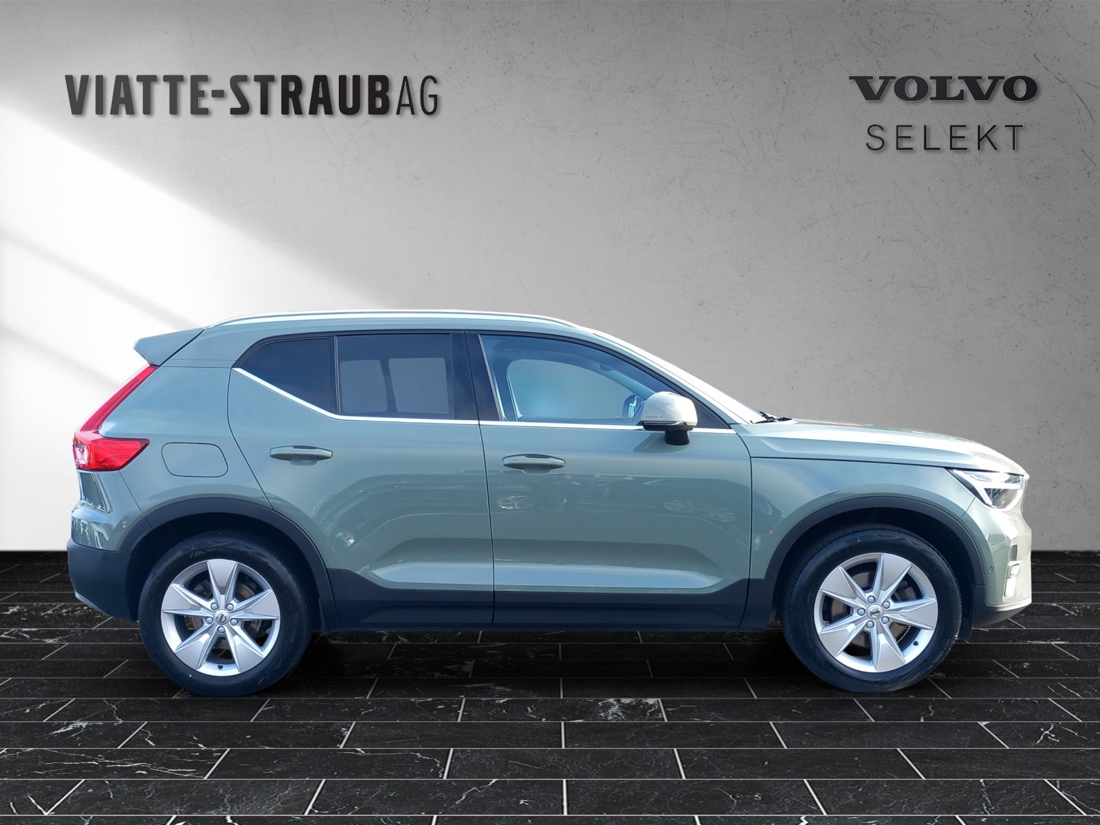 VOLVO XC40 140A1843 2.0 B3 MH Plus Bright, Hybride Léger Essence/Électricité, Occasion / Utilisé, Automatique - 6