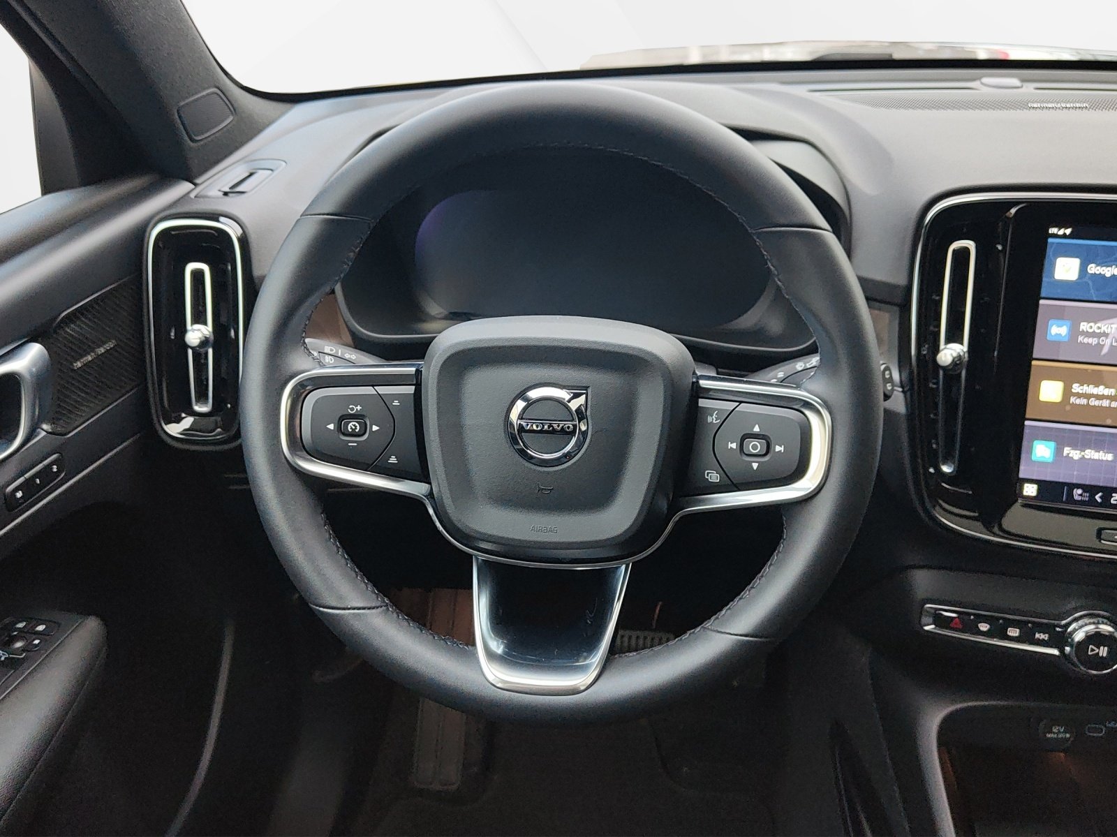 VOLVO XC40 E80 Twin Ultimate AWD, Elektro, Occasion / Gebraucht, Automat - 7