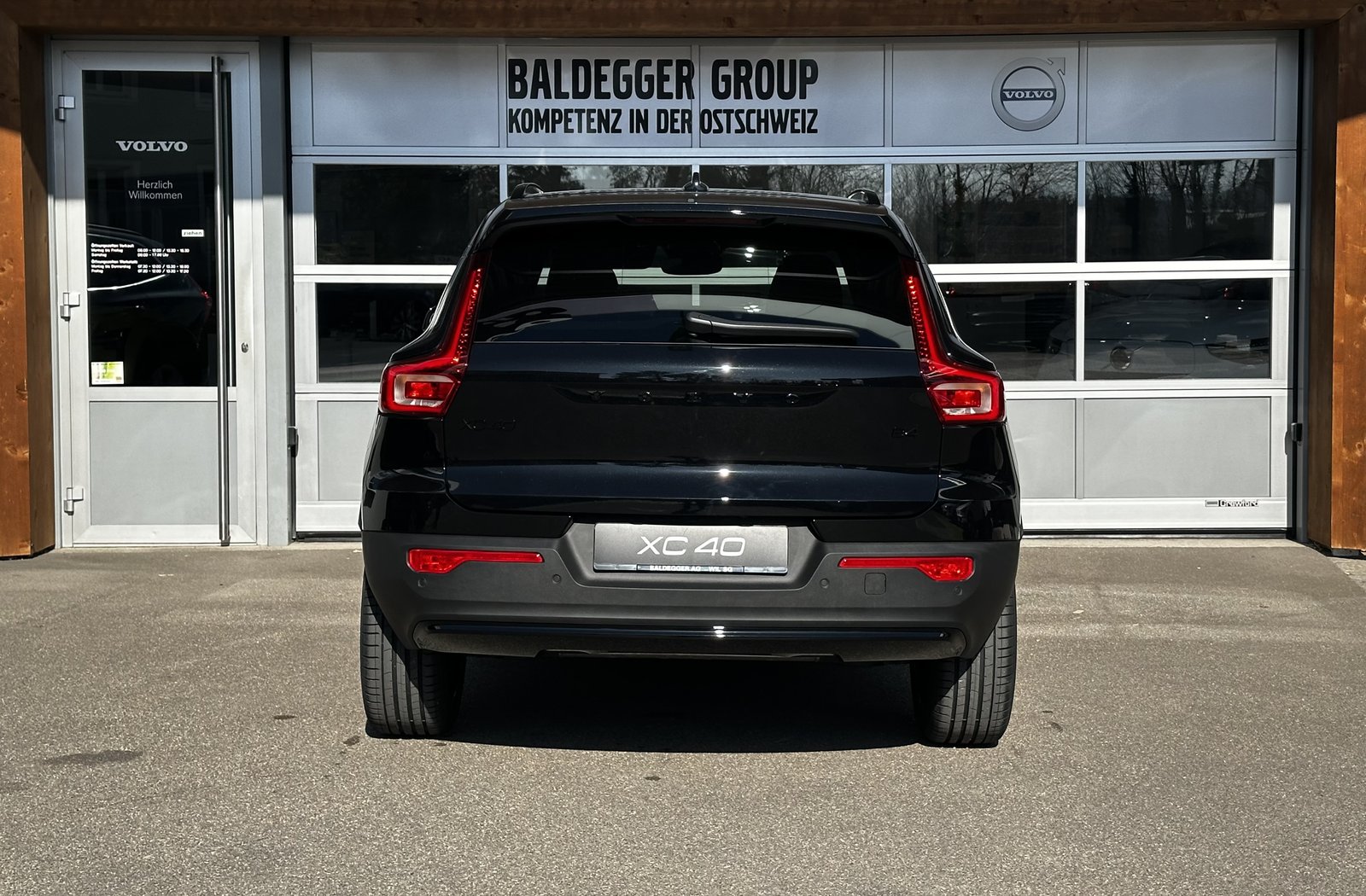 VOLVO XC40 2.0 B4 MH Ultra Black Edi, Voll-Hybrid Benzin/Elektro, Vorführwagen, Automat - 5