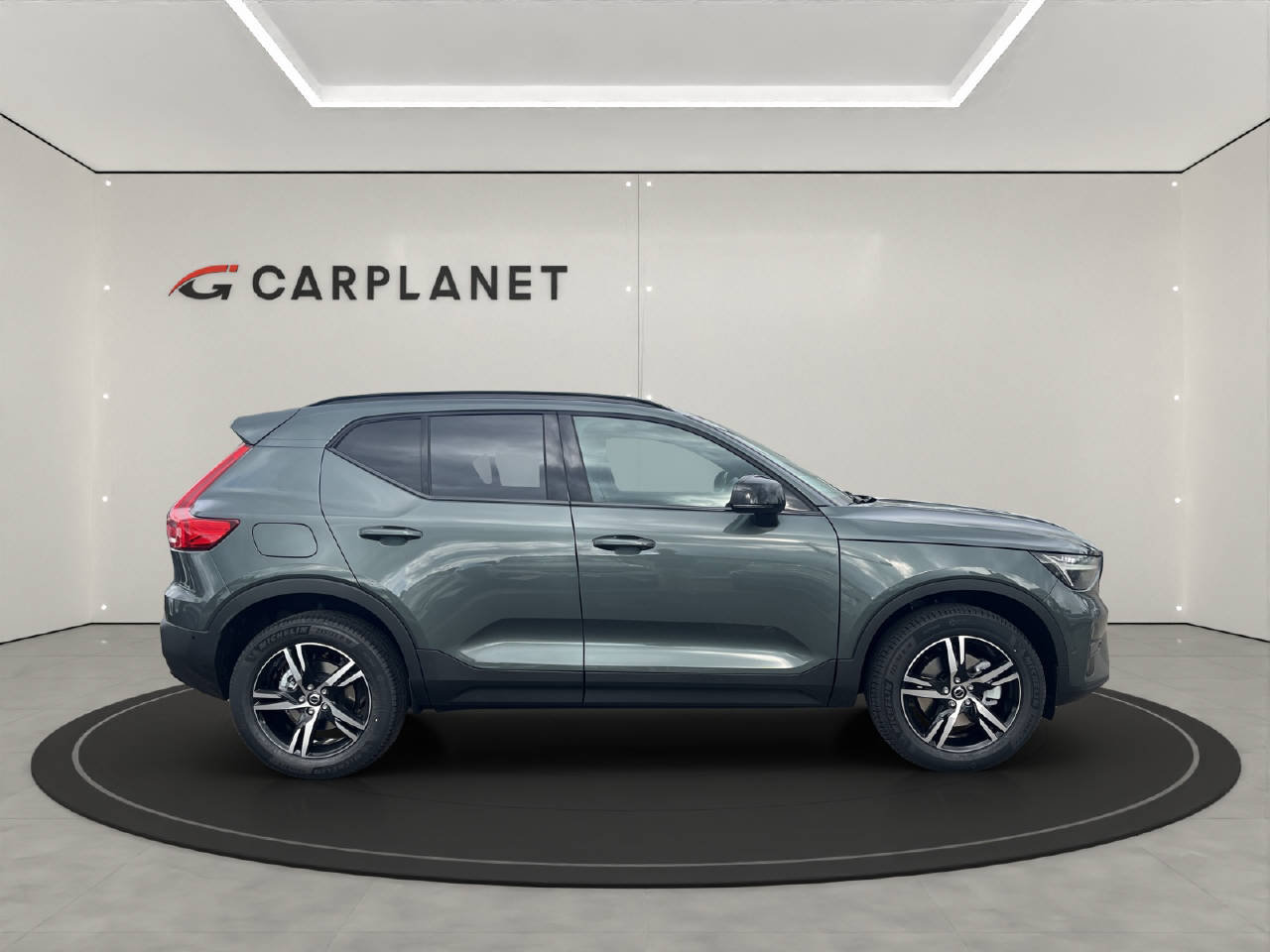 VOLVO XC40 2.0 B3 MH Plus Dark, Mild-Hybrid Petrol/Electric, Ex-demonstrator, Automatic - 5