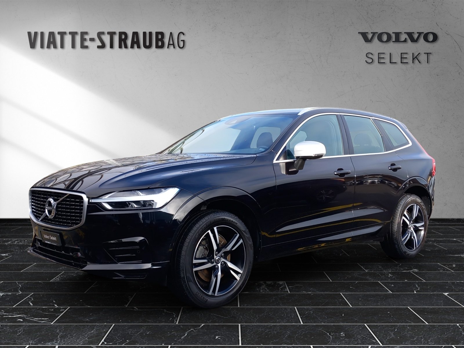 VOLVO XC60 2.0 T5 R-Design