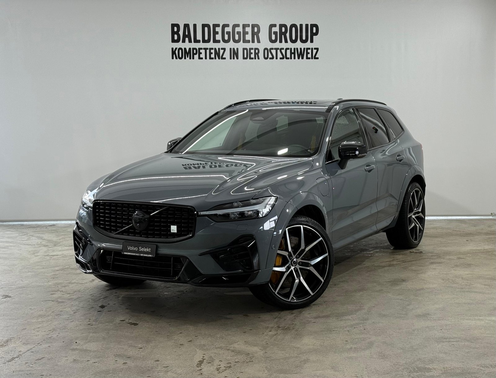 VOLVO XC60 T8 eAWD Polestar