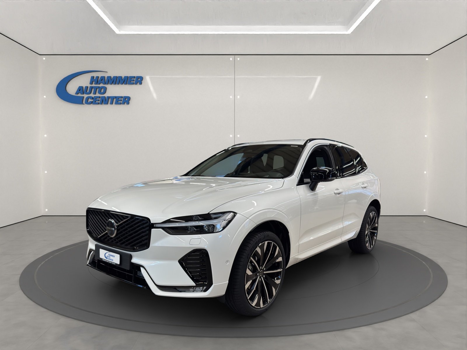 VOLVO XC60 2.0 B5 MH Ultra Dark AWD