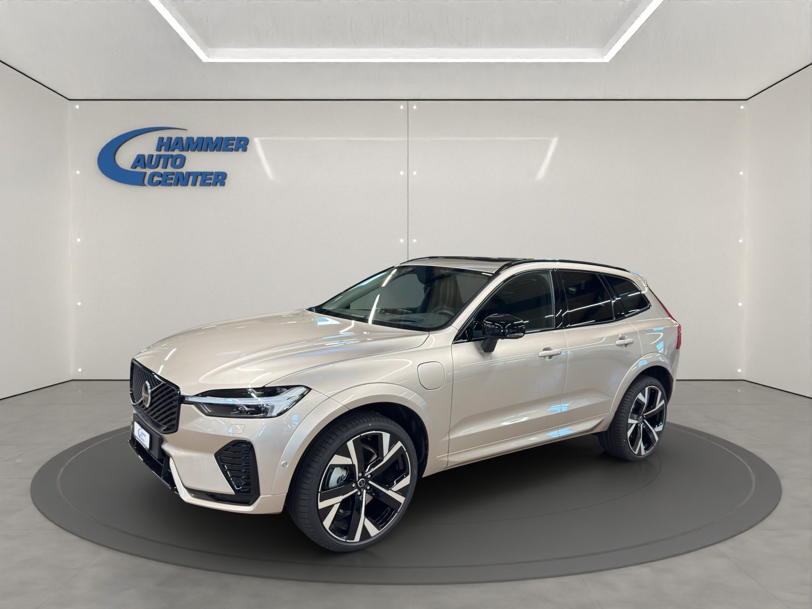 VOLVO XC60 2.0 T8 TE Ultra Dark eAWD