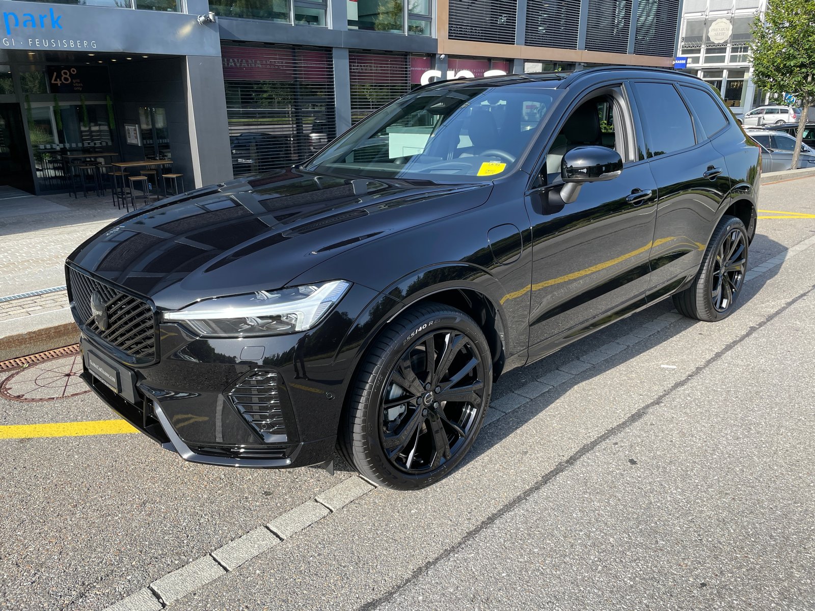 VOLVO XC60 T6 eAWD PluginHybrid Black Edition Geartronic