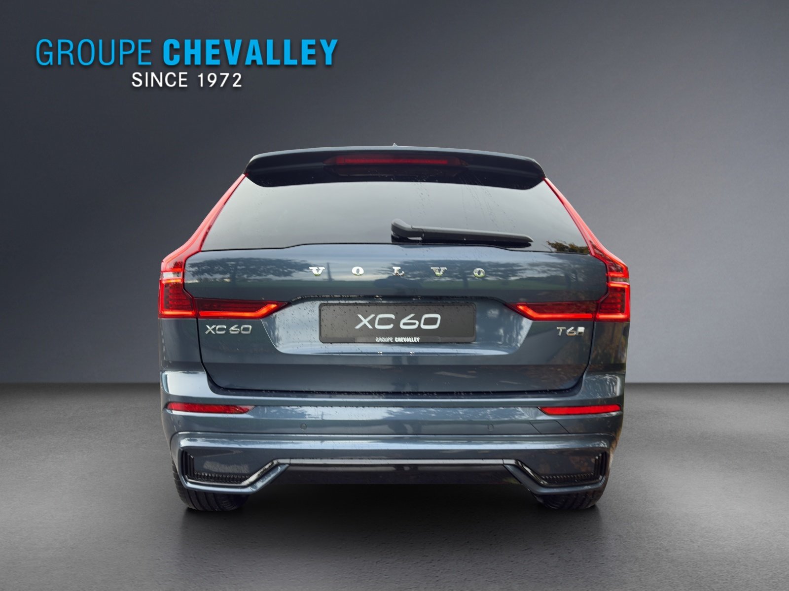 VOLVO XC60 T6 eAWD PluginHybrid Ultra Dark Geartronic, Plug-in-Hybrid Benzina/Elettrica, Auto nuove, Automatico - 4