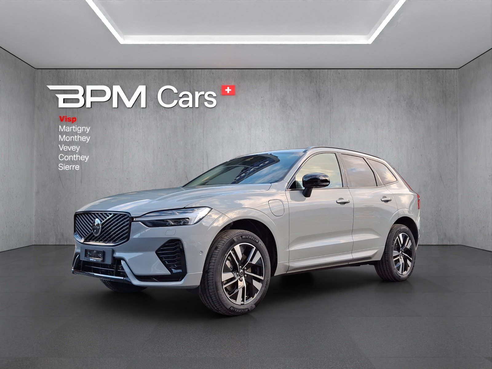 VOLVO XC60 T6 eAWD PluginHybrid Plus Dark Geartronic