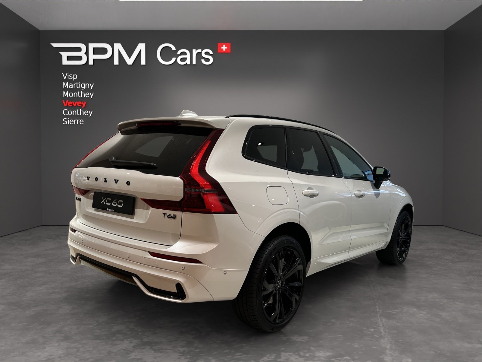 VOLVO XC60 T6 eAWD PluginHybrid Black Edition Geartronic, Plug-in-Hybrid Benzin/Elektro, Neuwagen, Automatik - 5