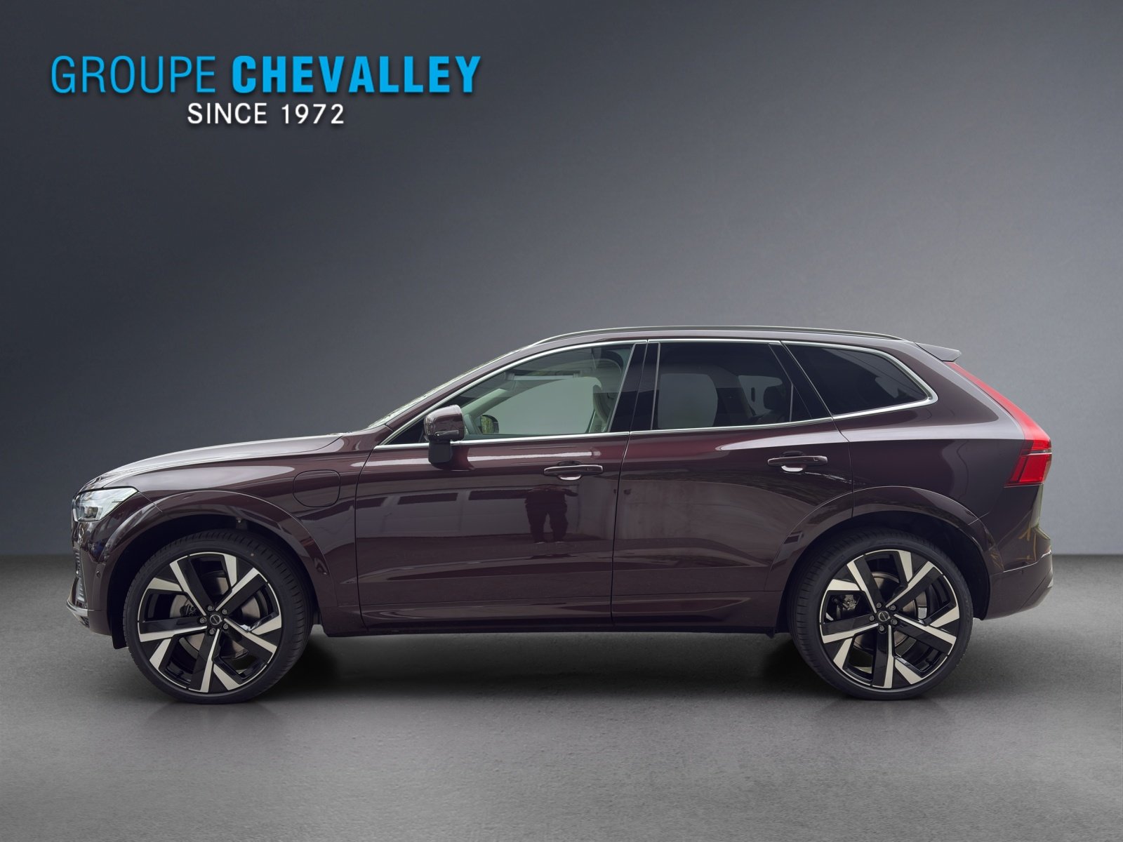 VOLVO XC60 T8 eAWD PluginHybrid Ultra Bright Geartronic, Hybride Rechargeable Essence/Électricité, Voiture nouvelle, Automatique - 3