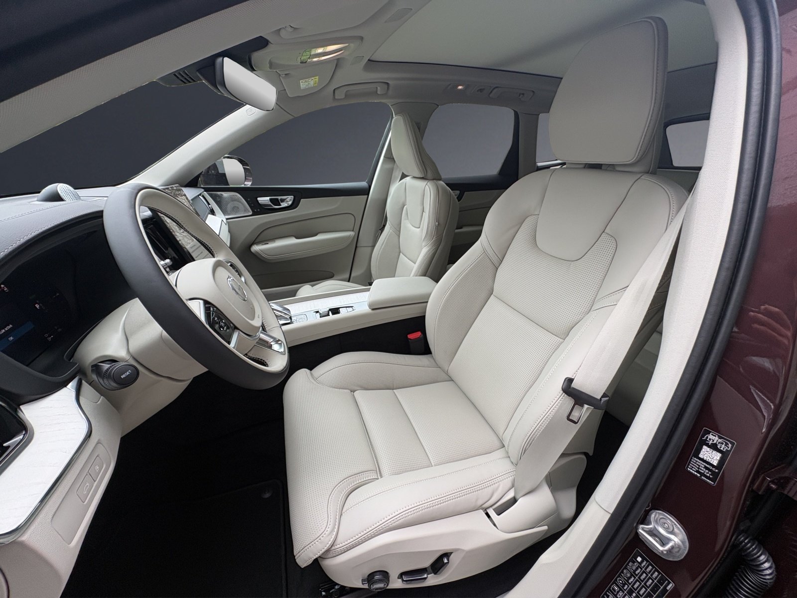VOLVO XC60 T8 eAWD PluginHybrid Ultra Bright Geartronic, Hybride Rechargeable Essence/Électricité, Voiture nouvelle, Automatique - 6